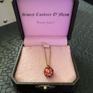 Juicy Couture Necklace 🍓